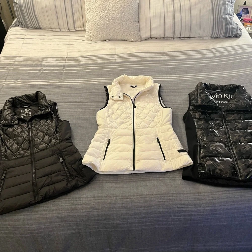 3 Calvin Klein Performance Women's Zip-Up Vests - Picture 7 of 16